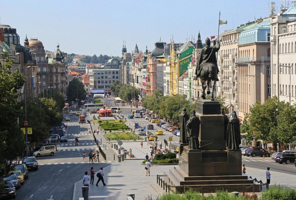 Aparthotel Wenceslas Prag Exterior foto